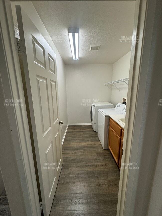 Building Photo - 22327 Blue Lupine Cir