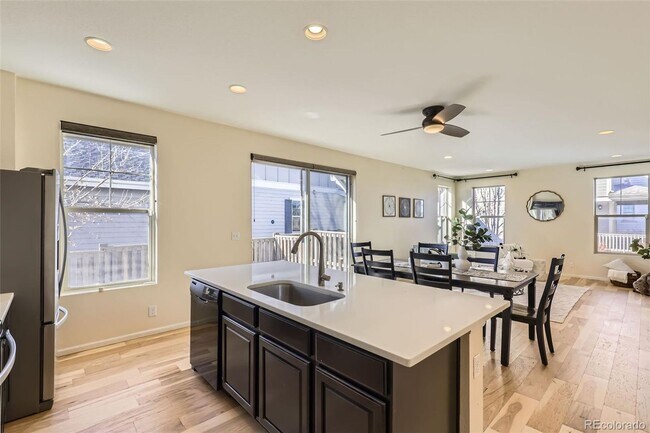 Building Photo - 4 Bedroom single family home in Central Pa...