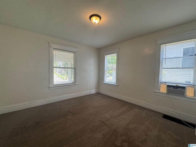 Building Photo - 17321732 11th Pl S