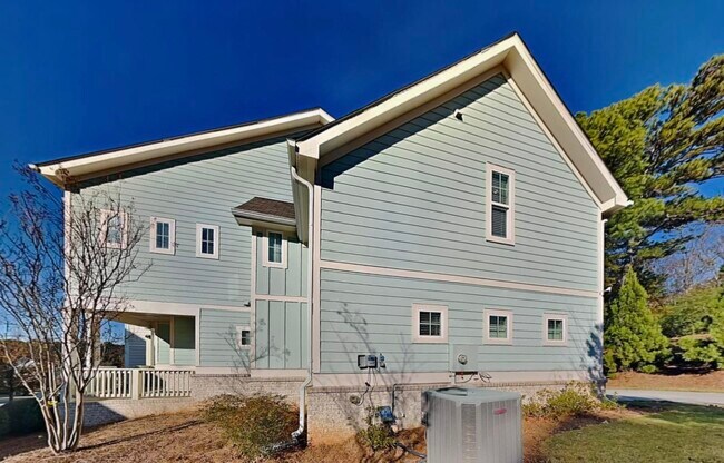 Building Photo - Townhouse Ready Now Townhouse Ready Now