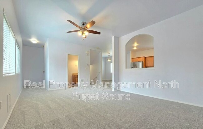 Building Photo - 1256 Ash Ave