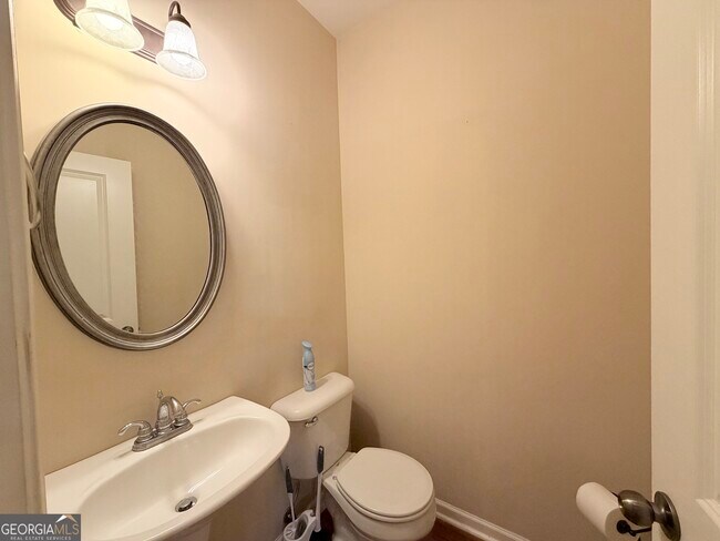 Building Photo - 259 Ascott Ln