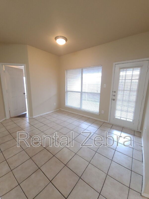 Building Photo - 787 Catalina Dr