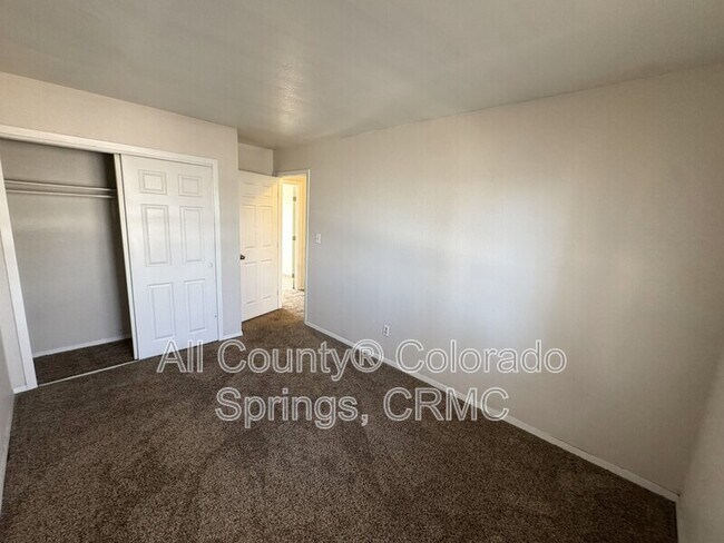 Building Photo - 2232 N Weber St