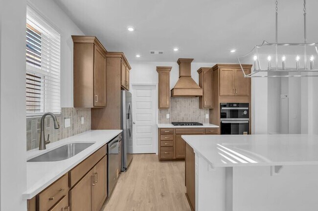 Building Photo - 953 Pleasant Ridge Run