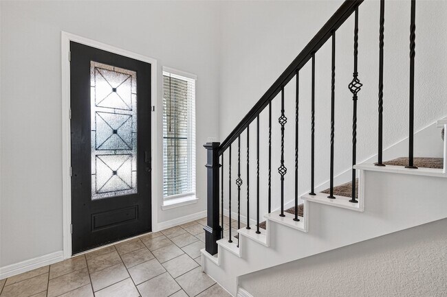 Building Photo - 6602 Albany Forest Ct