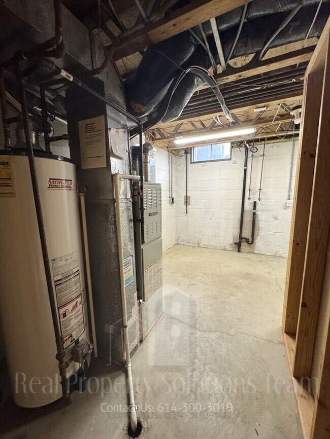 Building Photo - 1720 Messner Dr