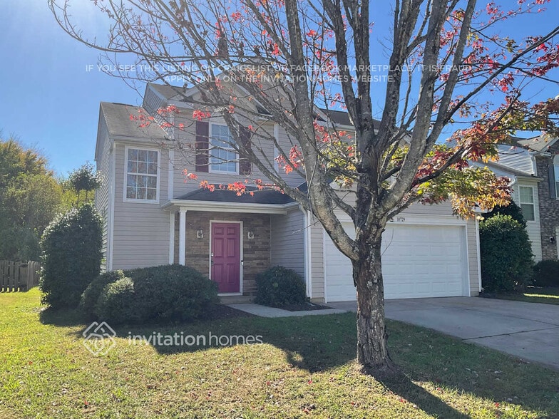 Building Photo - 10729 Glenluce Ave