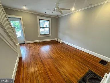 Building Photo - 1068 Floyd Terrace
