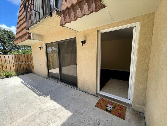 Building Photo - 237 Charter Way