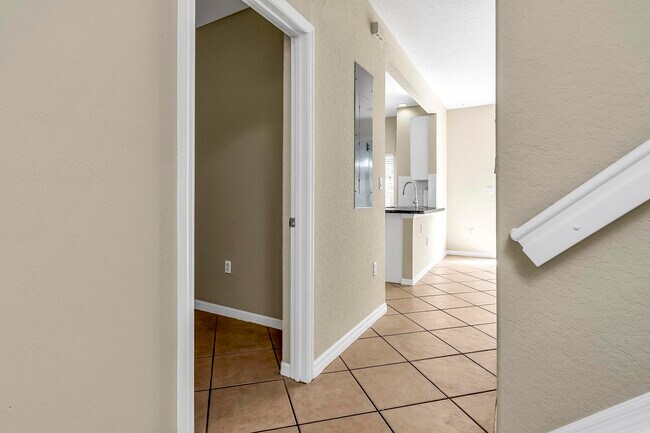 Building Photo - 228 Lake Monterey Cir