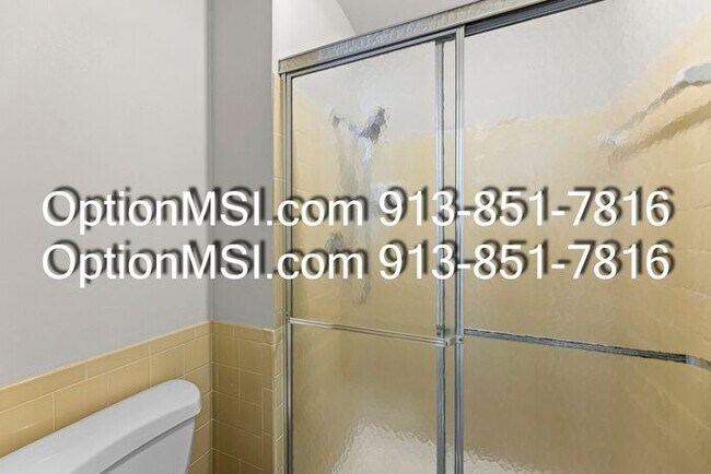 Building Photo - 1/2 month free if moved in by 2/28!! A great place to call home!!