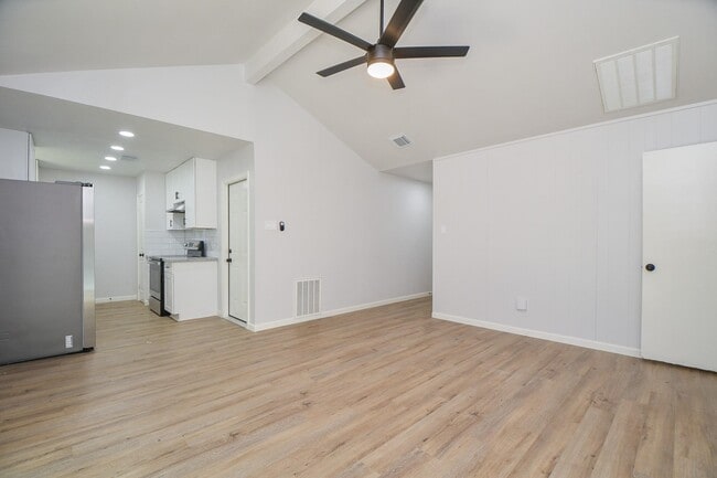 Building Photo - 5709 Arthington Ave