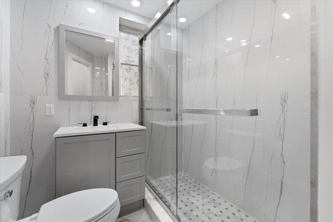 Building Photo - 2321 John F. Kennedy Blvd