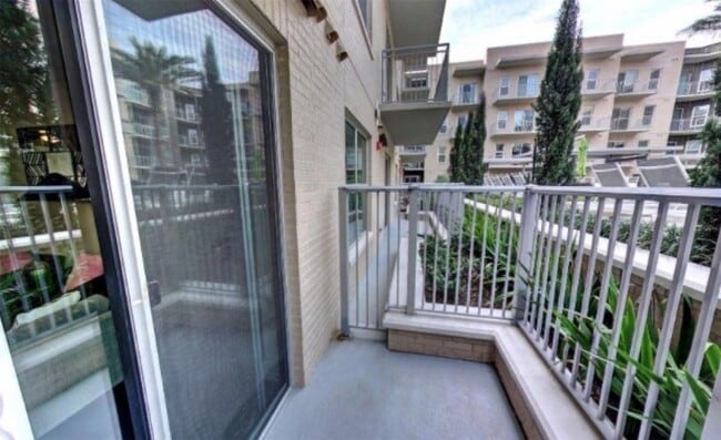 Building Photo - 3120 Smith St