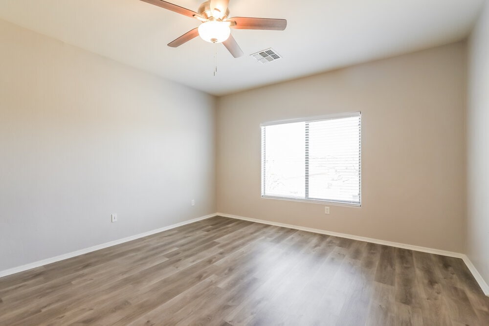 Building Photo - 485 E Placita Fanega