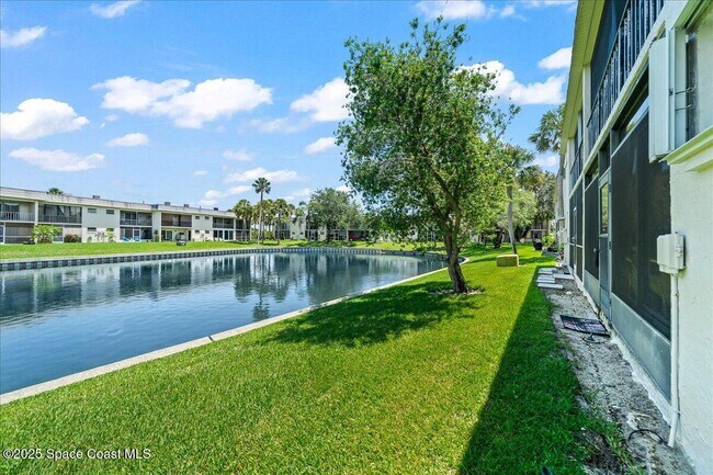 Building Photo - 413 Blue Jay Ln