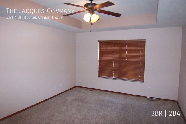 Building Photo - Very Nice 3 Bedroom 2 Bath 2 Car Garage in...