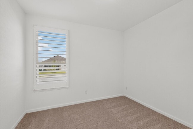 Building Photo - 114 Drovers Dr