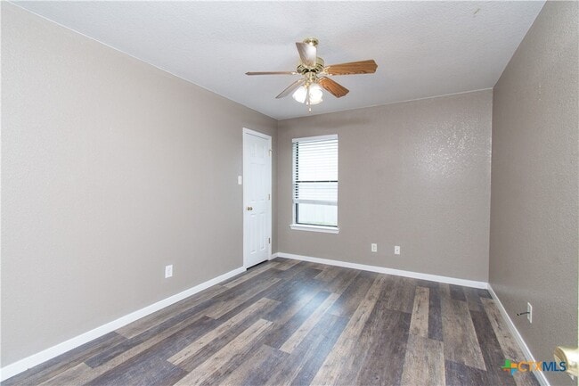 Building Photo - 3007 Dannen Ct