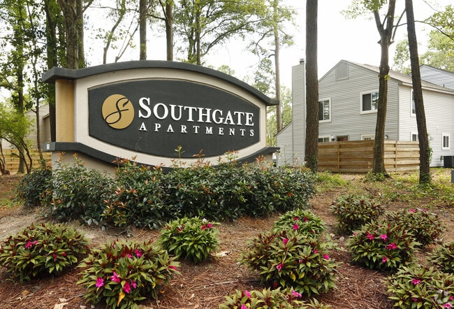 Welcome to Southgate Apartments! - Southgate