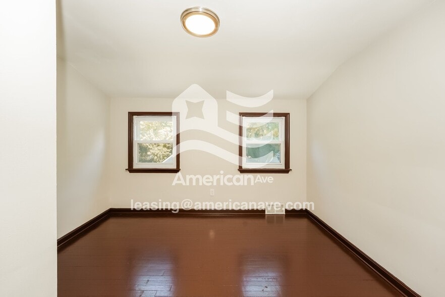 Building Photo - 61 Sunnycliff Dr