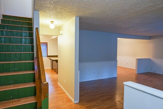 Building Photo - 12183 N Amethyst Dr