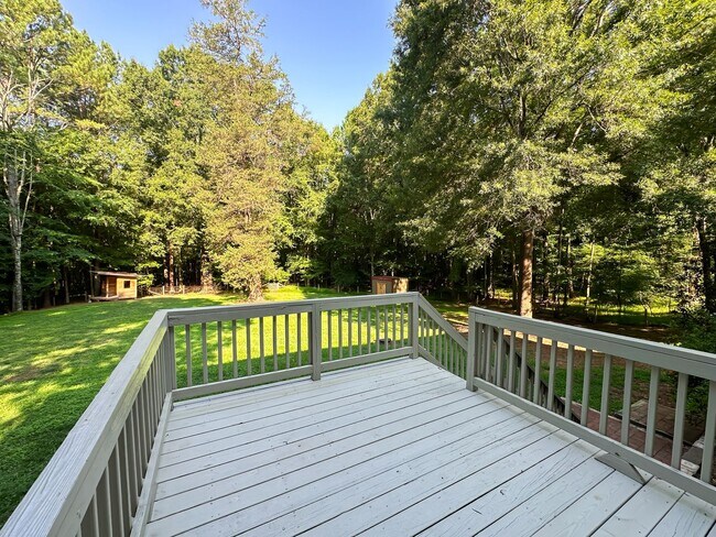 Building Photo - Cozy Oasis in Wake Forest!