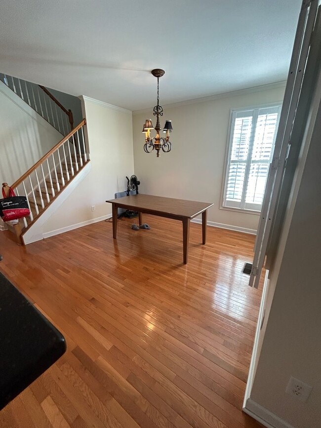 Building Photo - Spacious 3-Story Townhome Near Crabtree – Available January 15