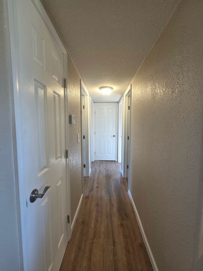 Building Photo - Beautifully Remodeled 3-Bedroom Home in Westwood!