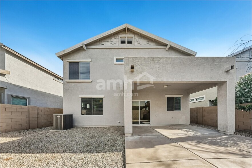 Building Photo - 4242 E Baylor Ln