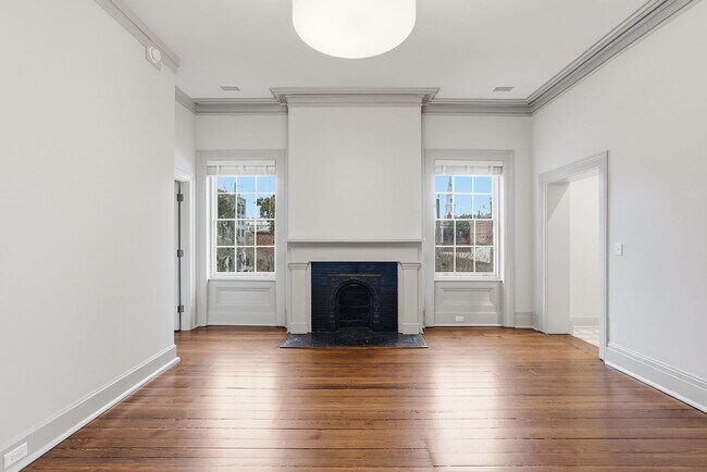 Building Photo - 124 E Mc Donough St