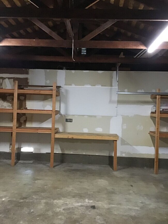 Building Photo - 3 Bedroom Home Coming Open Soon