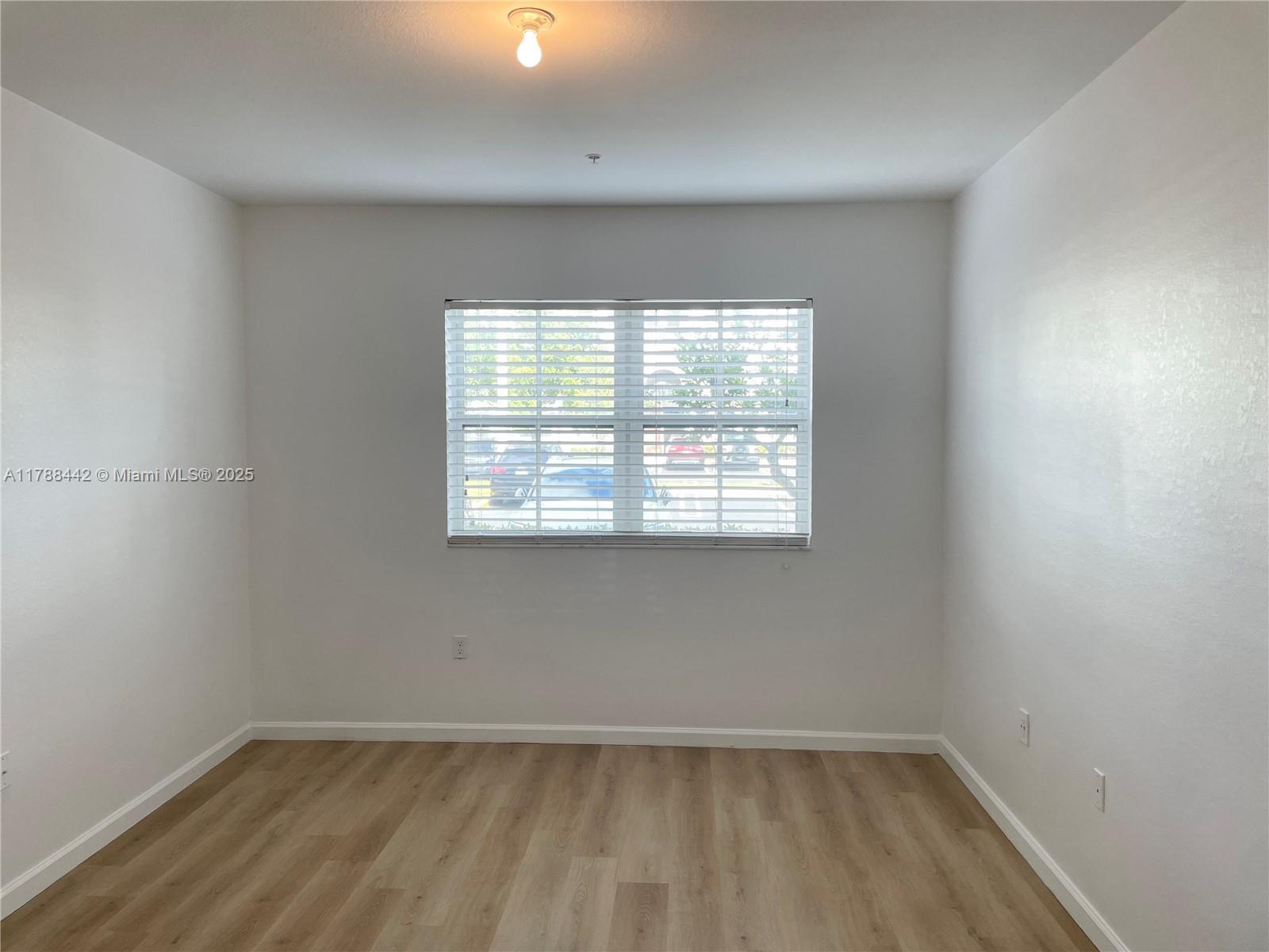 Building Photo - 8850 NW 97th Ave