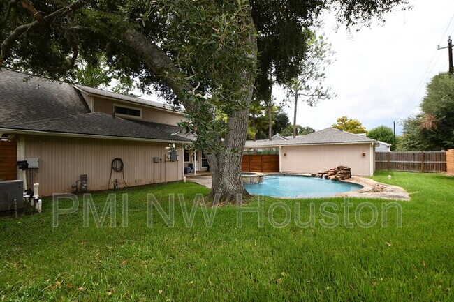 Building Photo - 3410 Plum Brook Ln
