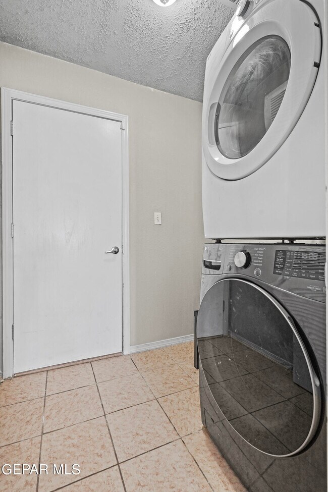 Building Photo - 529 Northwyck Way