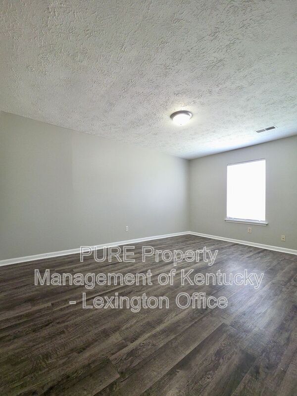 Building Photo - 301 Christy Allyn Ct