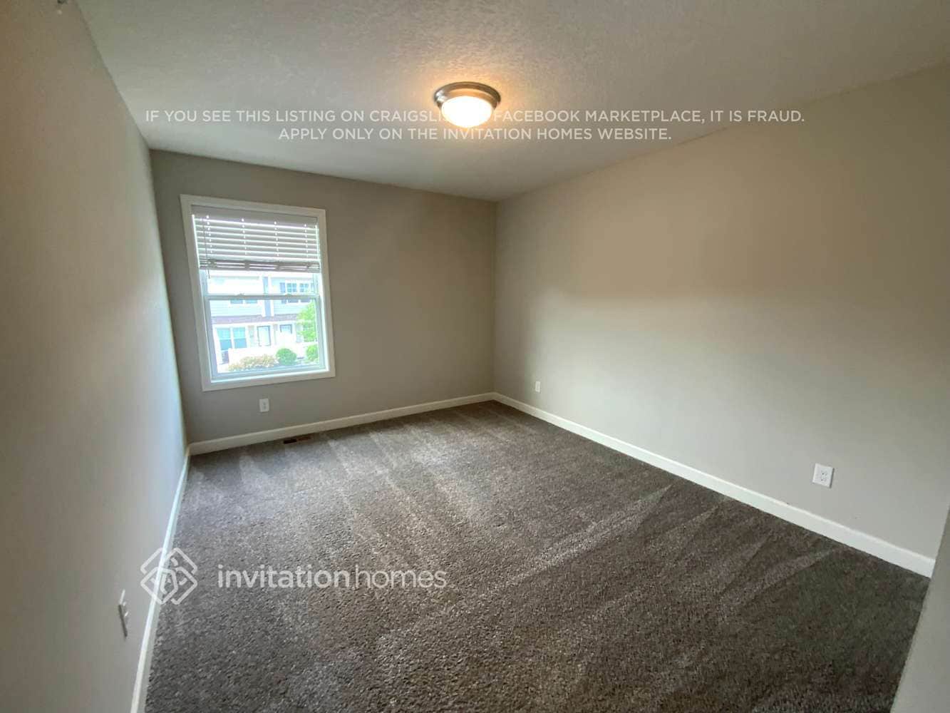 Building Photo - 10946 Zest St NE