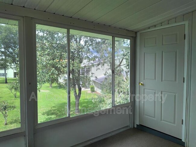 Building Photo - 631 Silver Pass