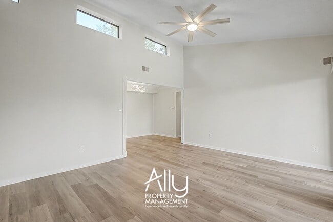 Building Photo - 130 Turtle Creek Rd