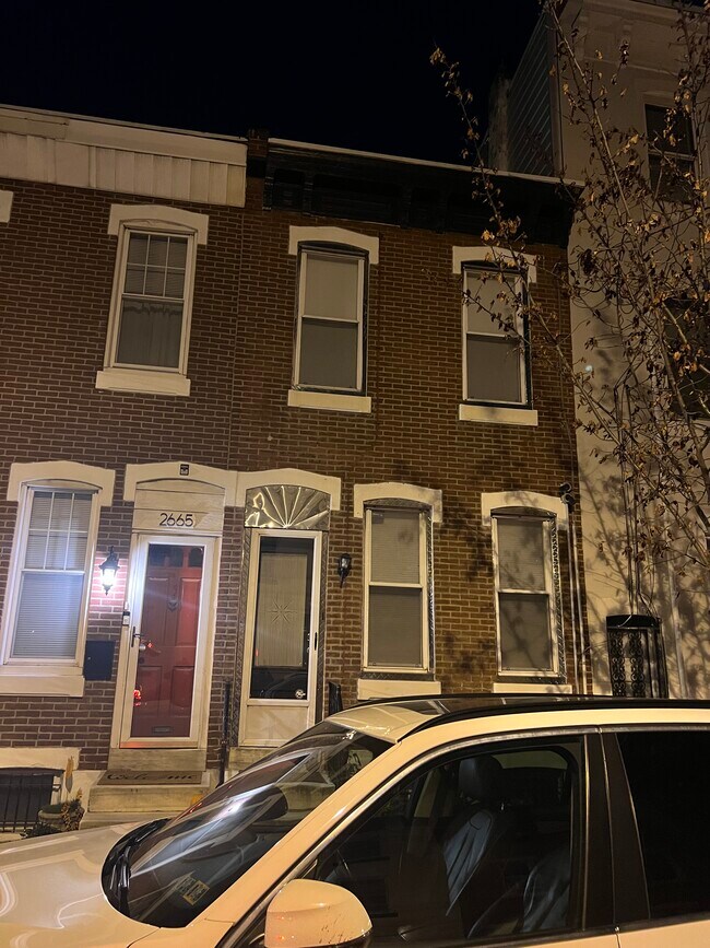 Building Photo - 2663 E Thompson St