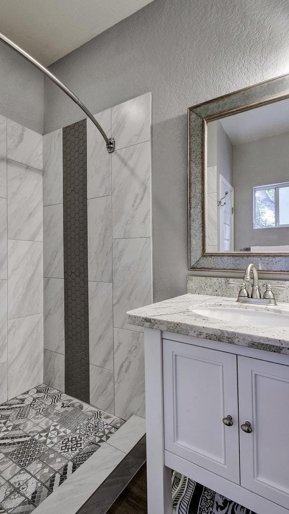 Building Photo - 3 Bedroom / 2 Bathroom super cute house for lease!