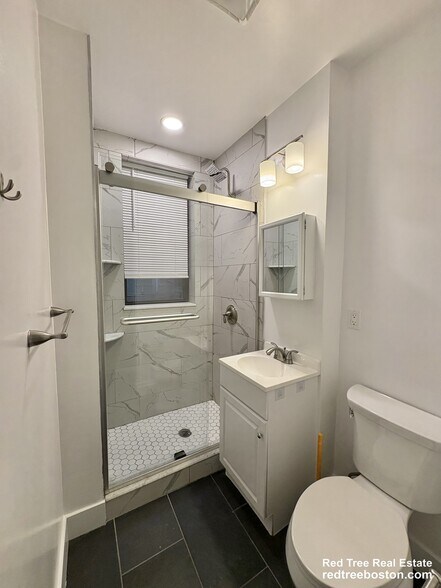 Building Photo - 19 Peterborough St