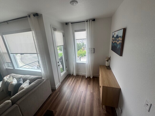 Building Photo - 2851 W 69th Ave