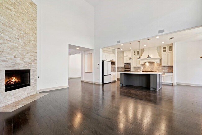 Building Photo - 16724 Cory Cactus Dr