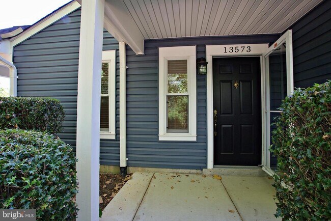 Building Photo - 13573 Orchard Dr