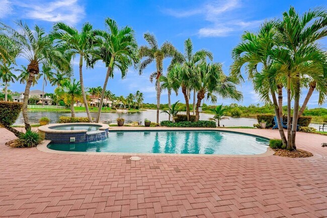 Building Photo - 1333 SW 175th Way