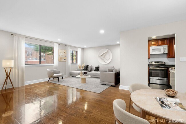 Building Photo - 737 Chestnut St