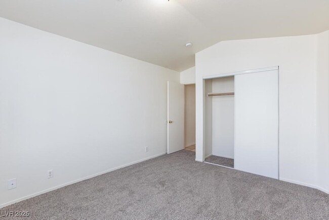 Building Photo - 6629 Beach Plum Way