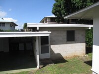 Building Photo - Kuakini - Studio/1 Prkg - $740